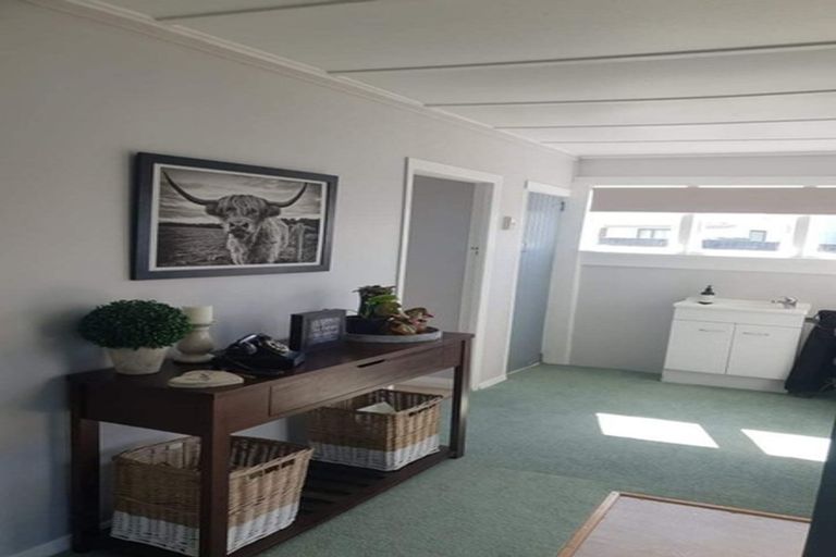 Photo of property in 10 Rira Street, Marton, 4710