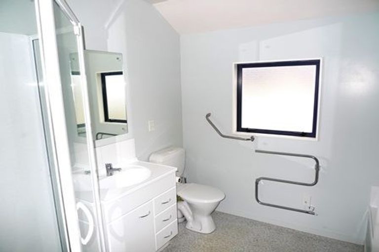 Photo of property in 1f Bould Street, Johnsonville, Wellington, 6037