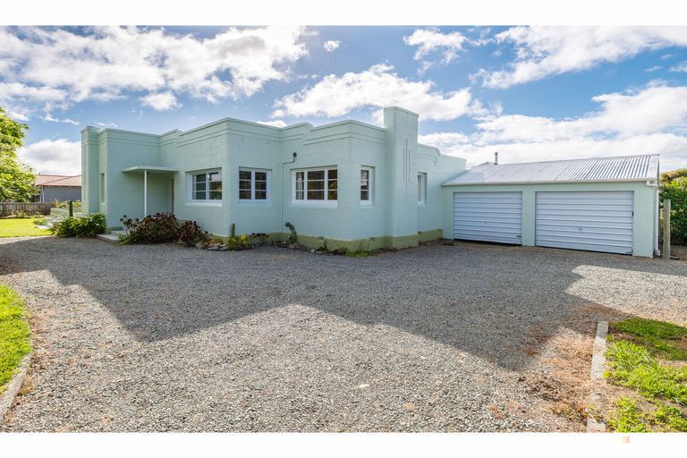 Photo of property in 53 Rhodes Street, Waimate, 7924