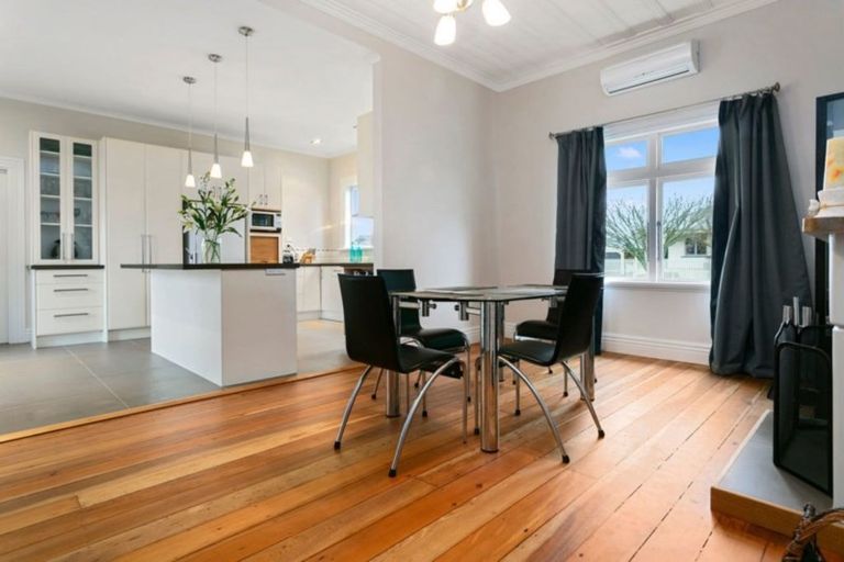 Photo of property in 86 Princes Street, Cambridge, 3434