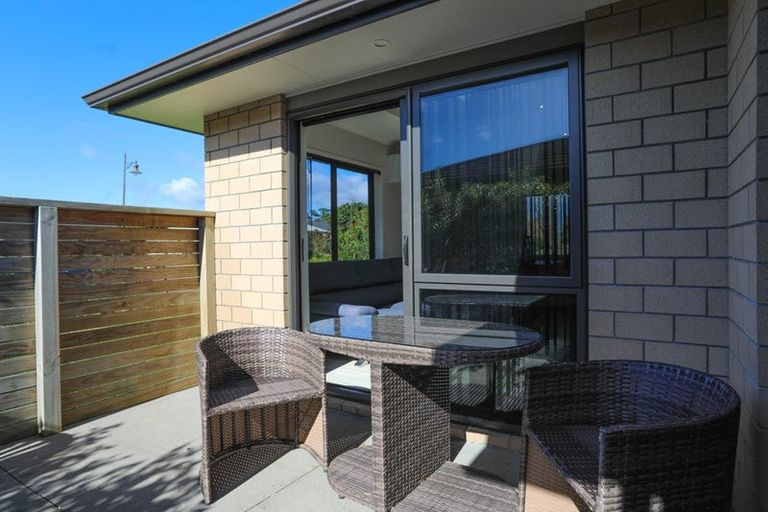 Photo of property in 24 Mary-ellen Place, Coromandel, 3506