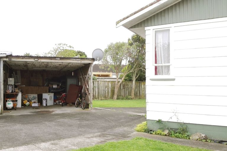 Photo of property in 7 Foster Place, Mangere East, Auckland, 2024