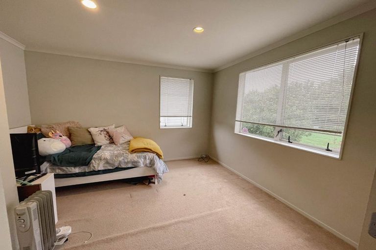 Photo of property in 16 Marengo Parkway, Takanini, 2112