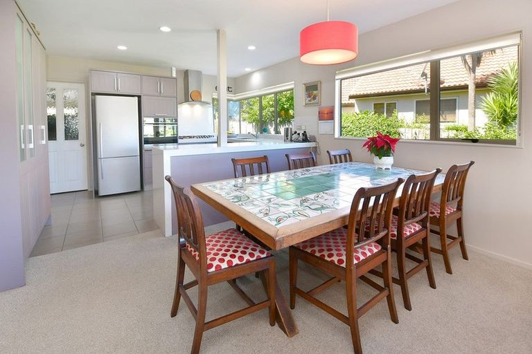Photo of property in 28 Kensington Terrace, Gulf Harbour, Whangaparaoa, 0930