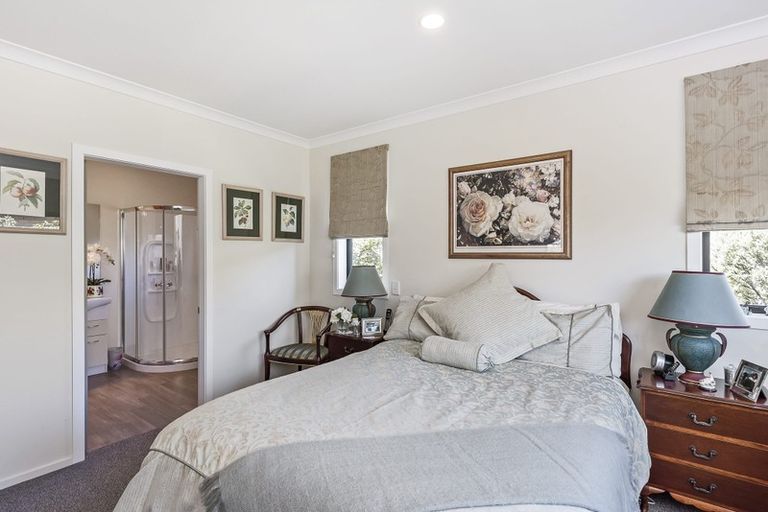 Photo of property in 25 Jade Lane, Paraparaumu, 5032