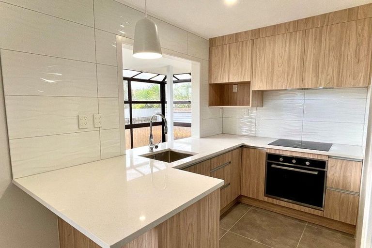 Photo of property in 3/13 Copley Street, New Lynn, Auckland, 0600