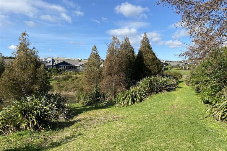 Photo of property in 145 Landing Drive, Pyes Pa, Tauranga, 3112