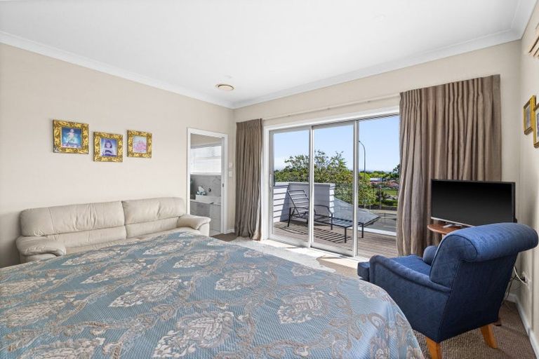 Photo of property in 46 Te Mata Road, Havelock North, 4130