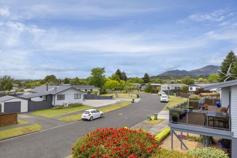 Photo of property in 63 Grace Crescent, Richmond Heights, Taupo, 3330