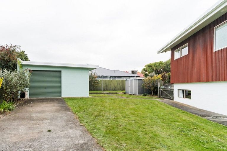 Photo of property in 32 Shelton Place, Feilding, 4702