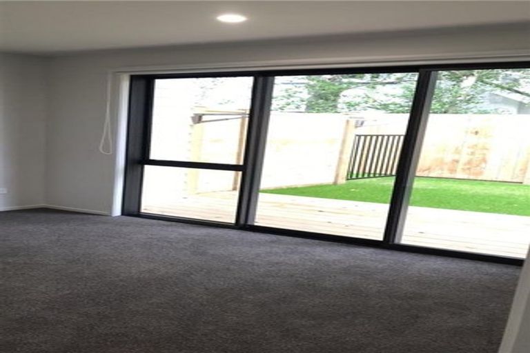 Photo of property in 135 Victoria Street, Cambridge, 3434