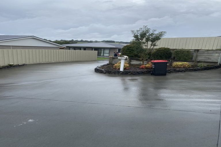 Photo of property in 133r Kaitemako Road, Welcome Bay, Tauranga, 3175