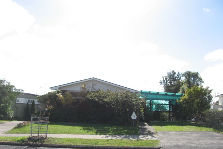 Photo of property in 62 Beechdale Crescent, Pakuranga Heights, Auckland, 2010