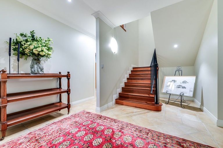 Photo of property in 145 Lake Crescent, Hamilton Lake, Hamilton, 3204