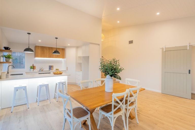 Photo of property in 90 Kotare Street, Waikanae, 5036