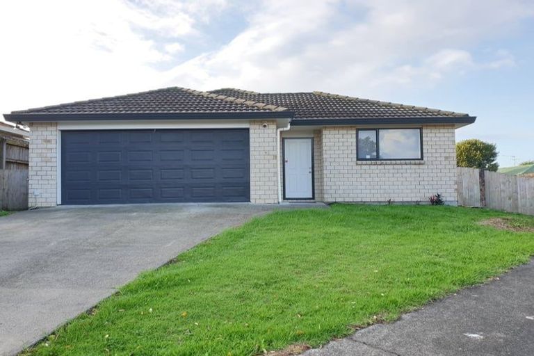Photo of property in 10 Piriti Place, Weymouth, Auckland, 2103