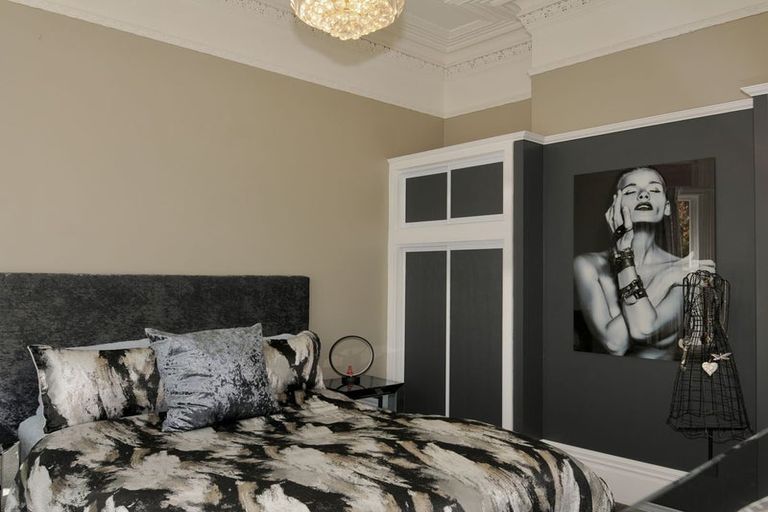 Photo of property in 25 Rhodes Street, Waimate, 7924