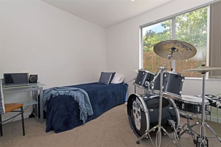 Photo of property in 108b Mcleod Road, Te Atatu South, Auckland, 0610