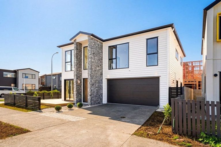 Photo of property in 1 Sails Road, Hobsonville, Auckland, 0616