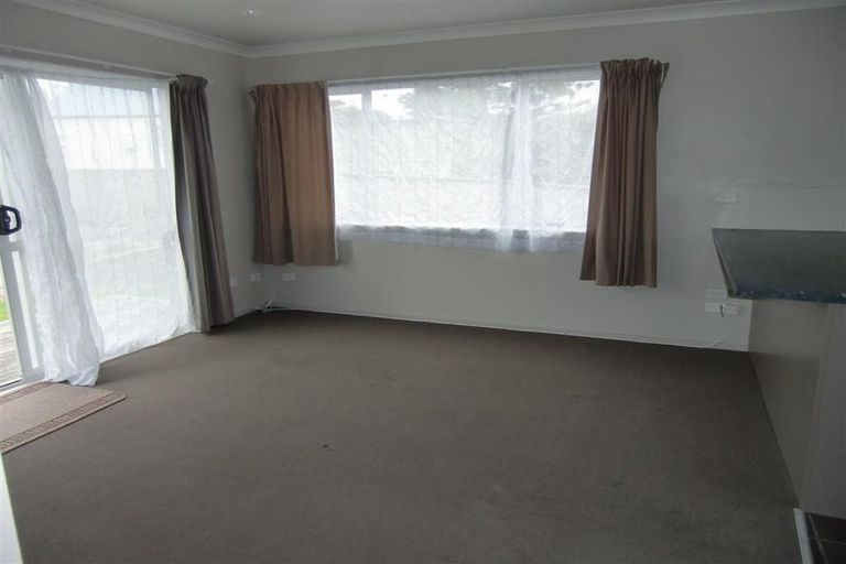 Photo of property in 85 Ngamotu Road, Spotswood, New Plymouth, 4310