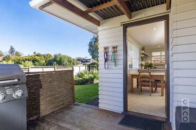 Photo of property in 33 Maude Street, Riverhead, 0820