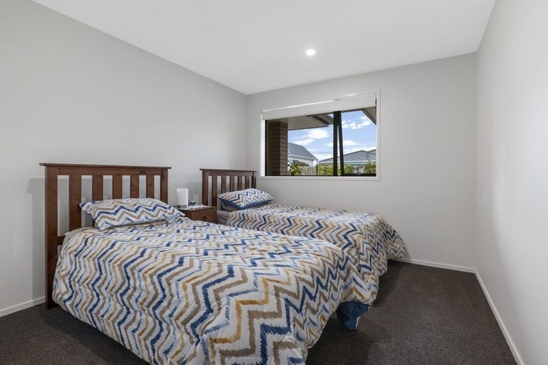 Photo of property in 14a Tukapa Street, Westown, New Plymouth, 4310