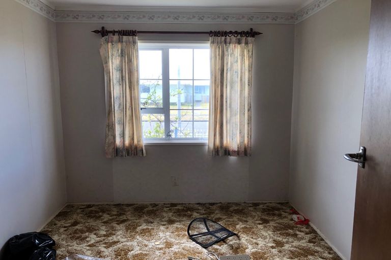 Photo of property in 46 Lee Street, Castlecliff, Whanganui, 4501