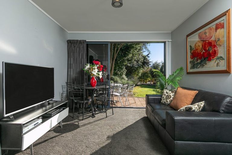 Photo of property in 6 Ryalls Way, Lake Hawea, Wanaka, 9382