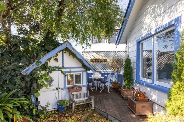 Photo of property in 128 Charles Street, Westshore, Napier, 4110