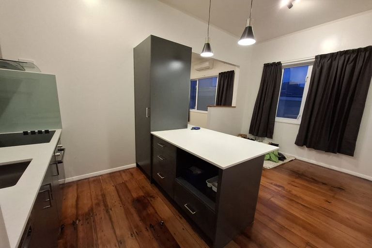 Photo of property in 15 Daniell Street, Newtown, Wellington, 6021