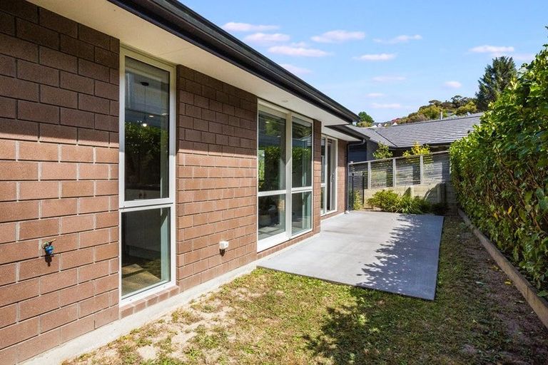Photo of property in 34 Mooring Close, Whitby, Porirua, 5024