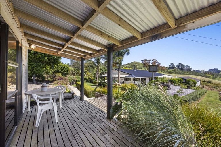 Photo of property in 543 Mataro Road, Onaero, Urenui, 4375