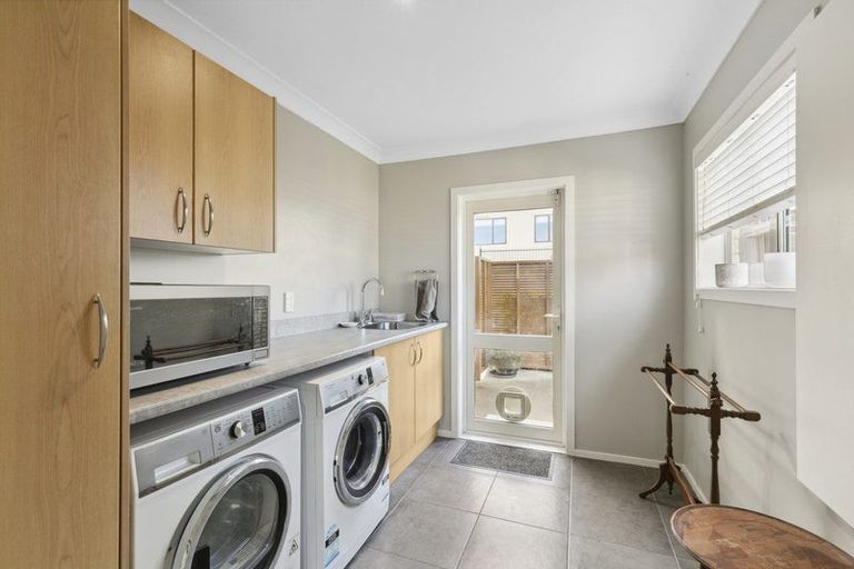 Photo of property in 9 Imran Terrace, Khandallah, Wellington, 6035