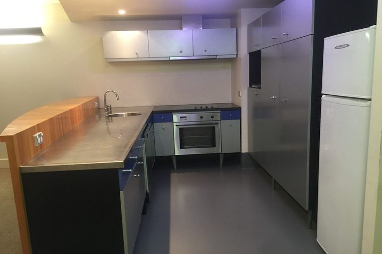 Photo of property in St Pauls Apartments, 58/43u Mulgrave Street, Thorndon, Wellington, 6011