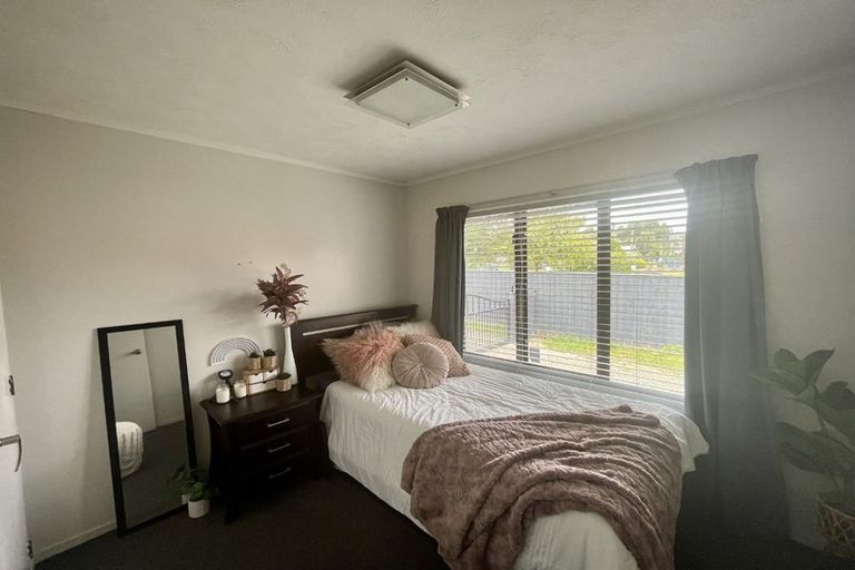 Photo of property in 28 Watts Street, Waipawa, 4210