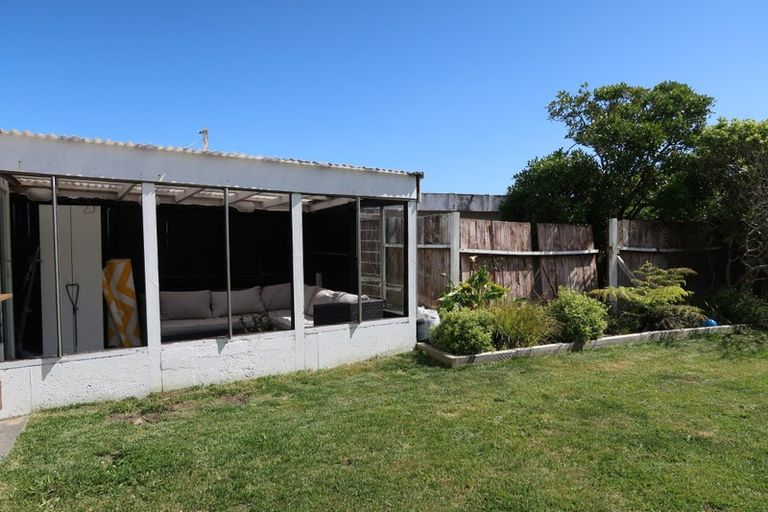 Photo of property in 84 Mills Road, Brooklyn, Wellington, 6021