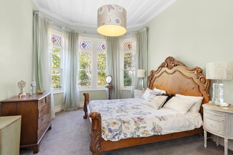 Photo of property in 1/36 Maritime Terrace, Birkenhead, Auckland, 0626