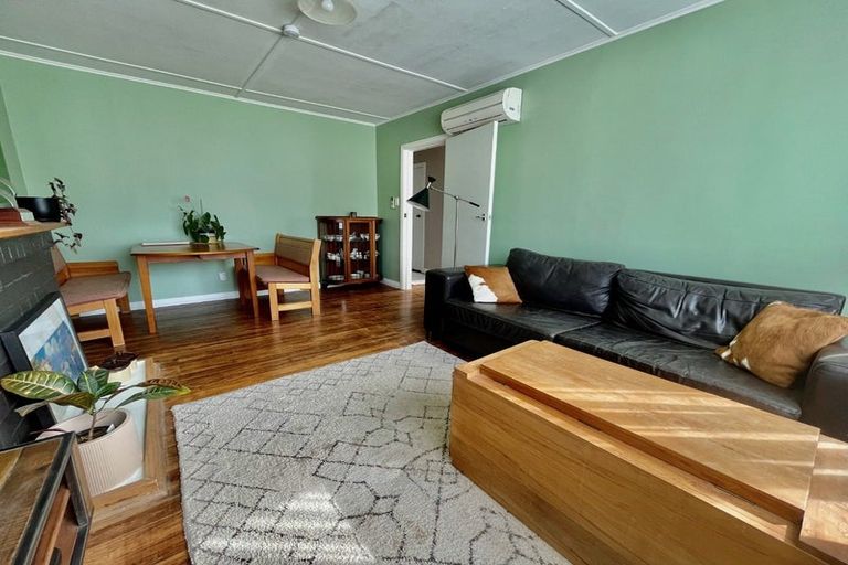 Photo of property in 59 Hewer Crescent, Naenae, Lower Hutt, 5011
