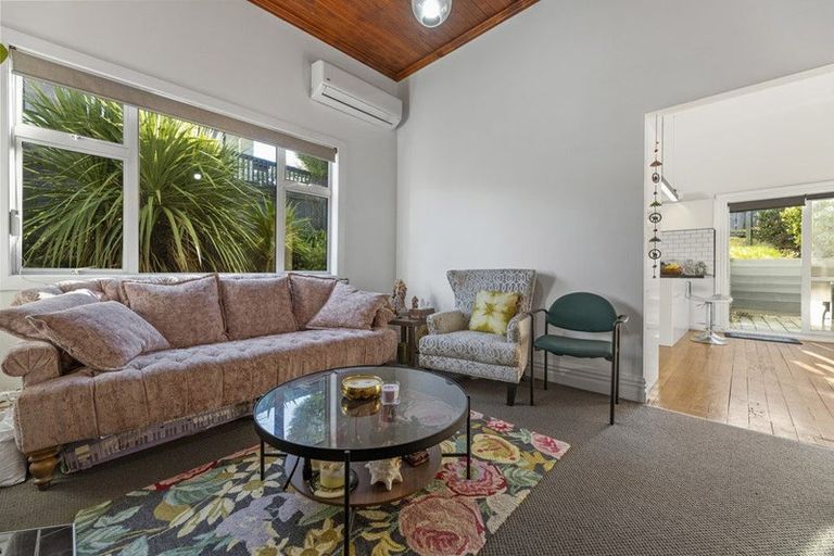 Photo of property in 39 Argyle Street, Mornington, Dunedin, 9011