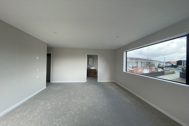 Photo of property in 15a Benders Avenue, Hillcrest, Auckland, 0627