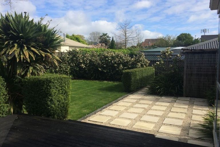 Photo of property in 23 Devonport Lane, St Albans, Christchurch, 8014