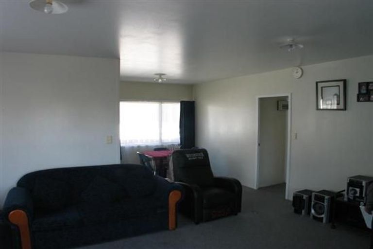 Photo of property in 3 Robertson Road, Favona, Auckland, 2024