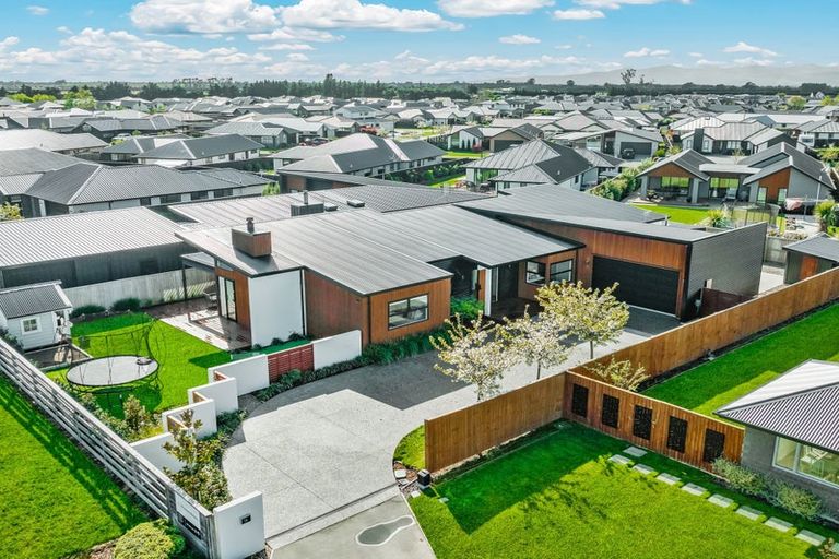 Photo of property in 14 Claw Place, Rolleston, 7615