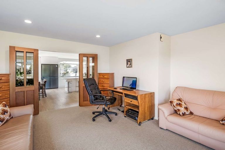 Photo of property in 761 Main North Road, Belfast, Christchurch, 8051