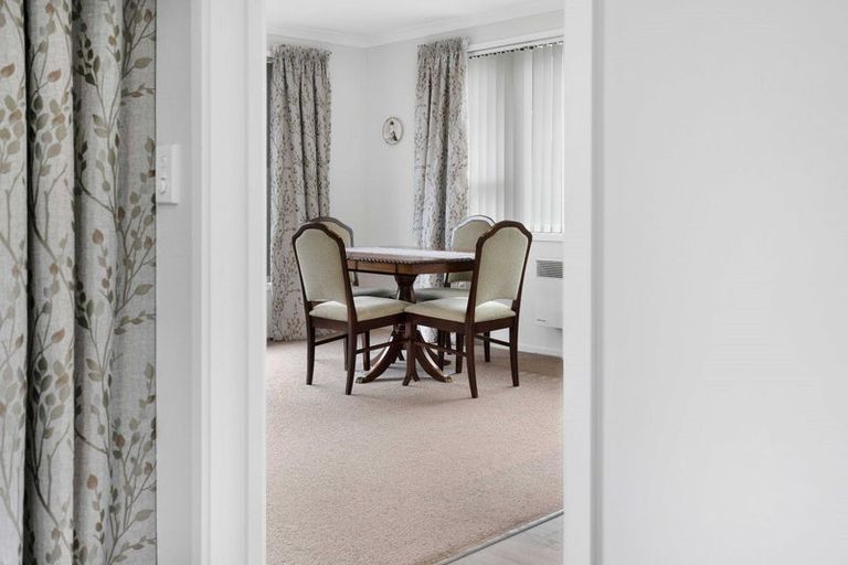 Photo of property in 61 Colombo Street, Cashmere, Christchurch, 8022