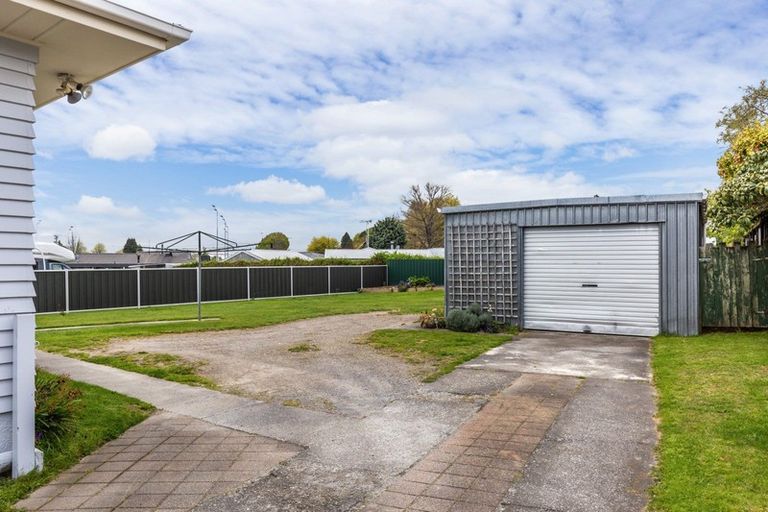 Photo of property in 15 Simkin Street, Taupo, 3330