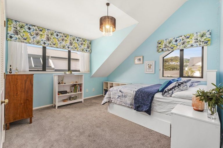 Photo of property in 30 Burnham Street, Seatoun, Wellington, 6022