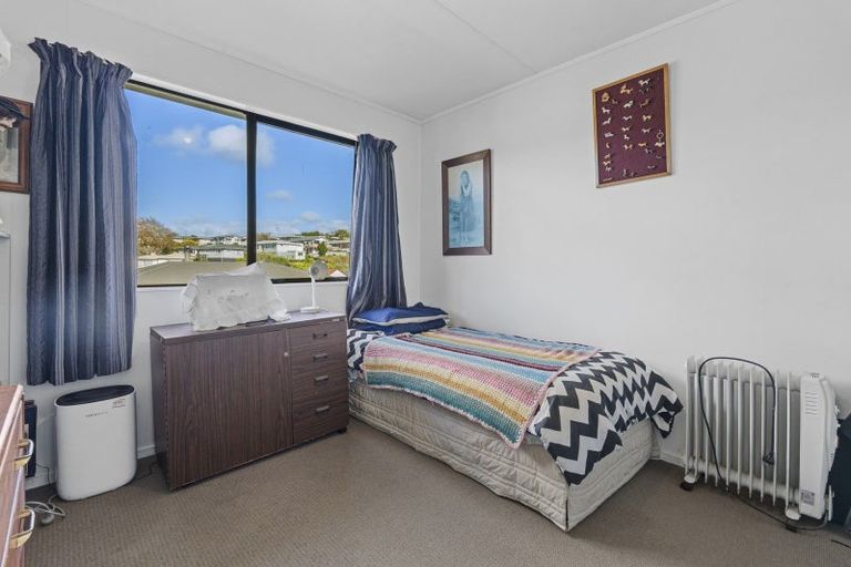 Photo of property in 24a Kenmore Street, Westown, New Plymouth, 4310