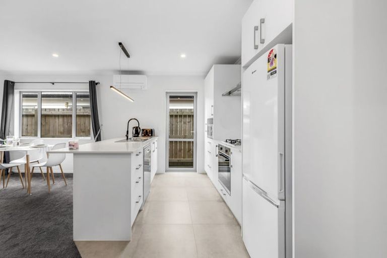 Photo of property in 127 Kuaka Drive, Takanini, 2112
