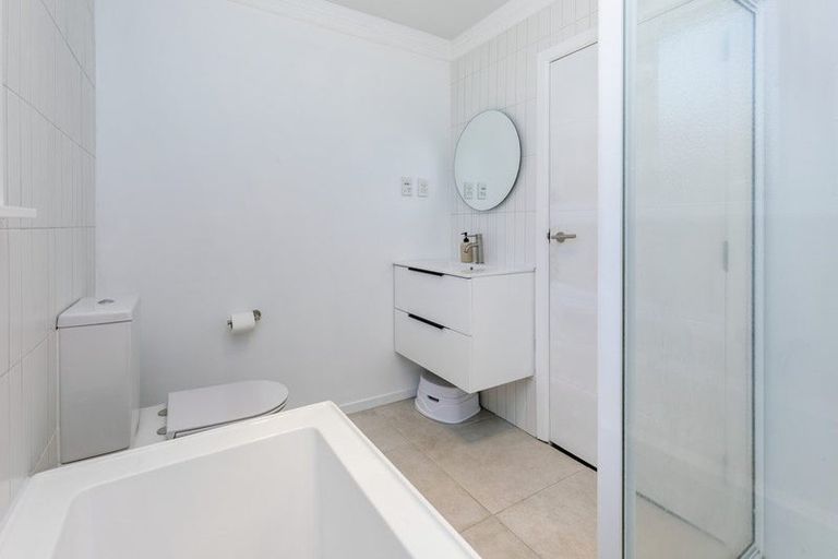 Photo of property in 159 Langdons Road, Northcote, Christchurch, 8052